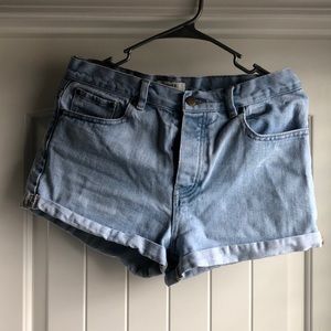 Forever 21 light wash high wasted jean shorts